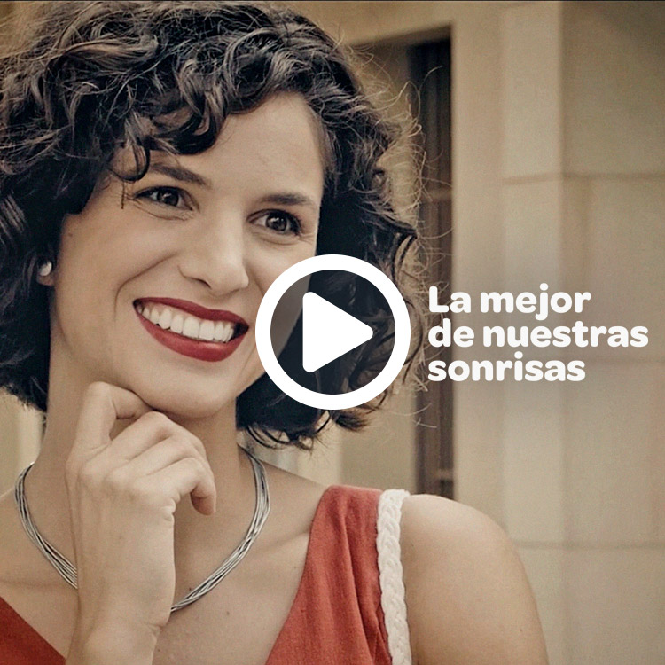 'La mejor de nuestras sonrisas'. Versión en castellano.