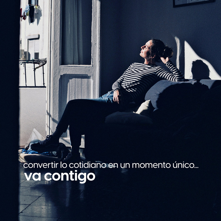 Campaña comercial 2022: "Va contigo. Va con nosotros". Publicación slider para el feed de Instagram.