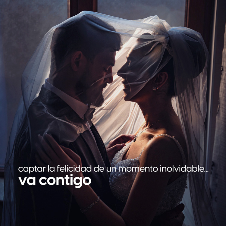 Campaña comercial 2022: "Va contigo. Va con nosotros". Publicación slider para el feed de Instagram.