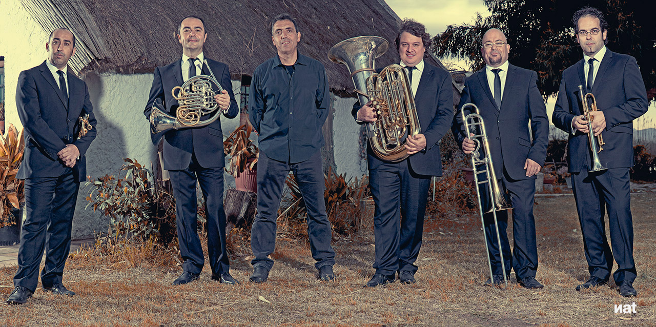 Fotografía y diseño para el disco CD 'Metalls d'Estil' de Spanish Brass y Pep Gimeno 'Botifarra'. Fotografía y diseño de Bernat Gutiérrez.