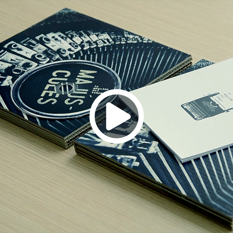 Diseño, fotografía y foto-ilustración para el libro-CD 'La Màquina del Temps'.