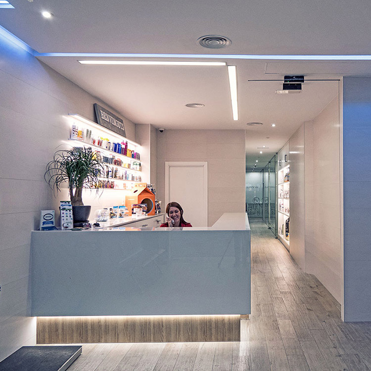 Fotografía documental para la clínica veterinaria Ordás Veterinaris. Fotografía de Nat Estudi.