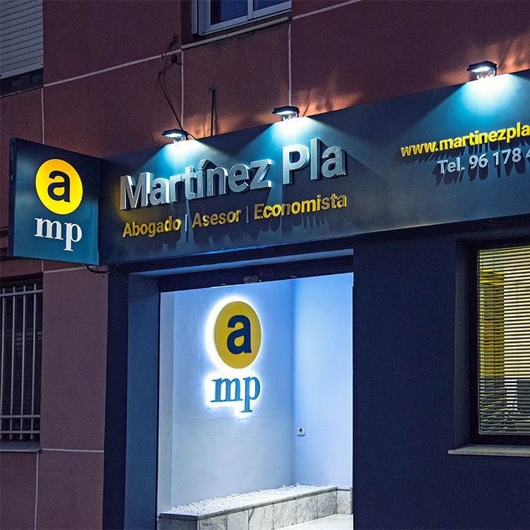 Martínez Pla.